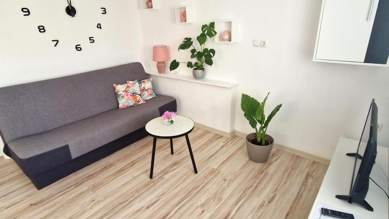 Apartment Jagoda Кърк Екстериор снимка