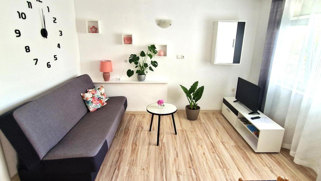 Apartment Jagoda Кърк Екстериор снимка